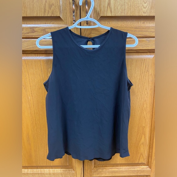 Lululemon Tank - Picture 1 of 4